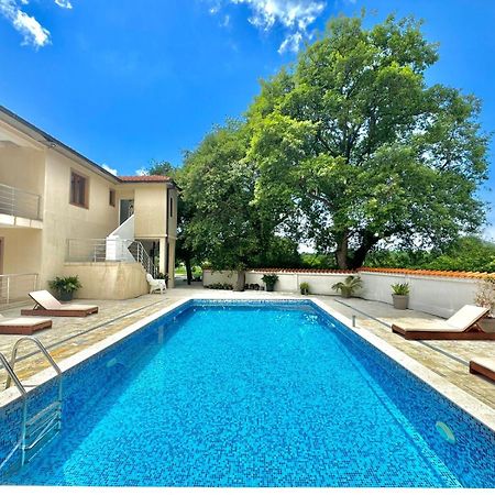 Stars Residence Petrovac Ngoại thất bức ảnh