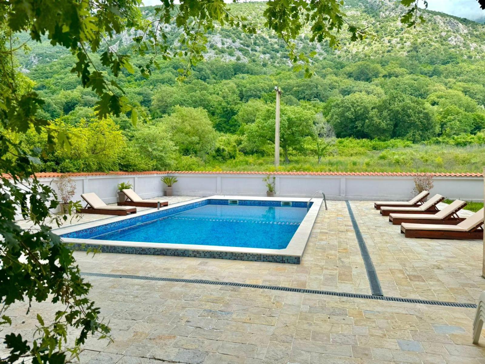 Stars Residence Petrovac Ngoại thất bức ảnh