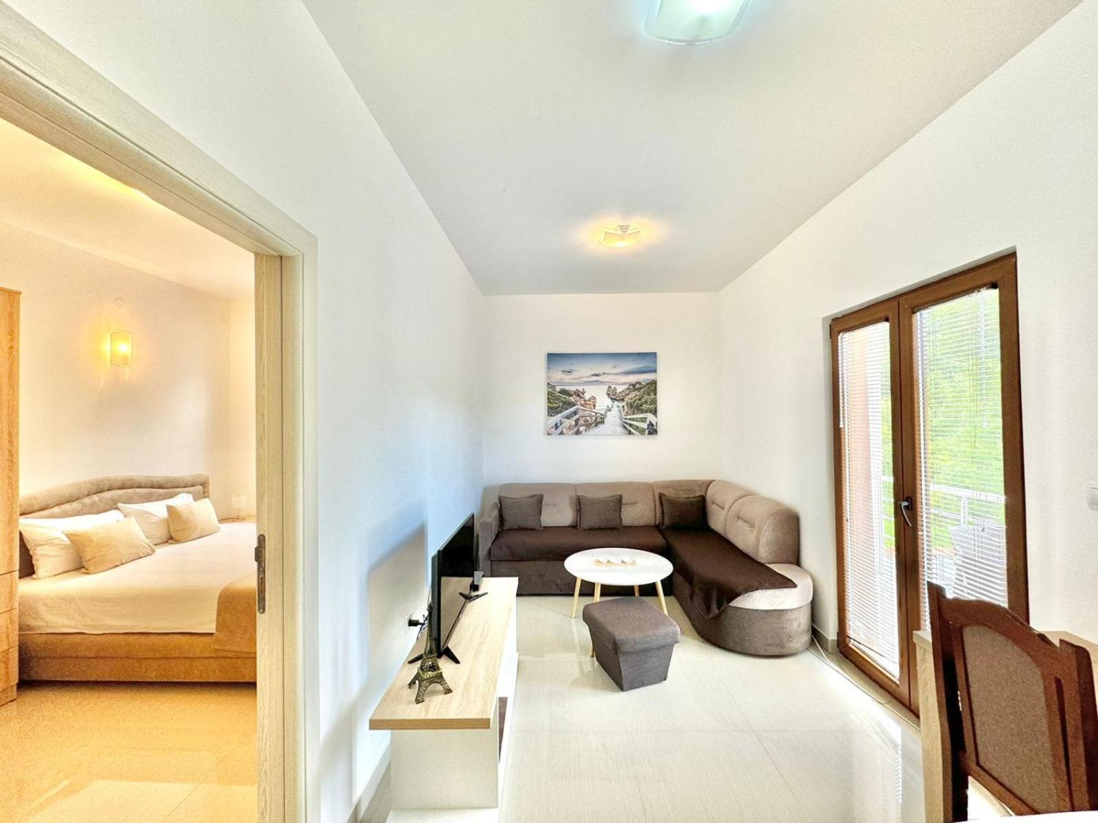 Stars Residence Petrovac Ngoại thất bức ảnh
