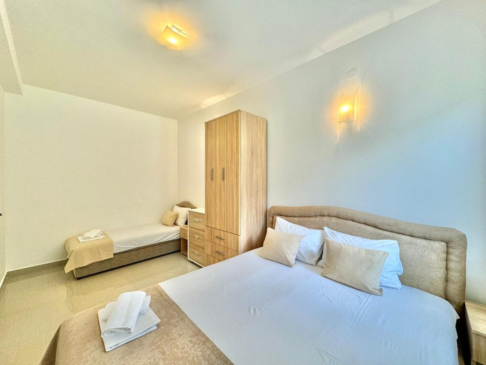Stars Residence Petrovac Ngoại thất bức ảnh