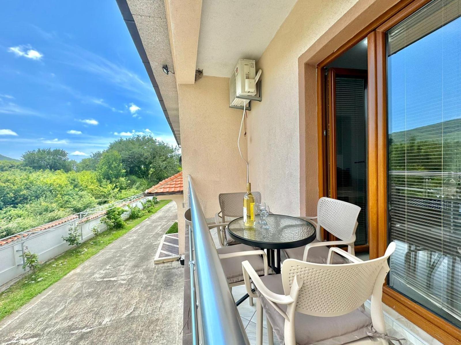 Stars Residence Petrovac Ngoại thất bức ảnh