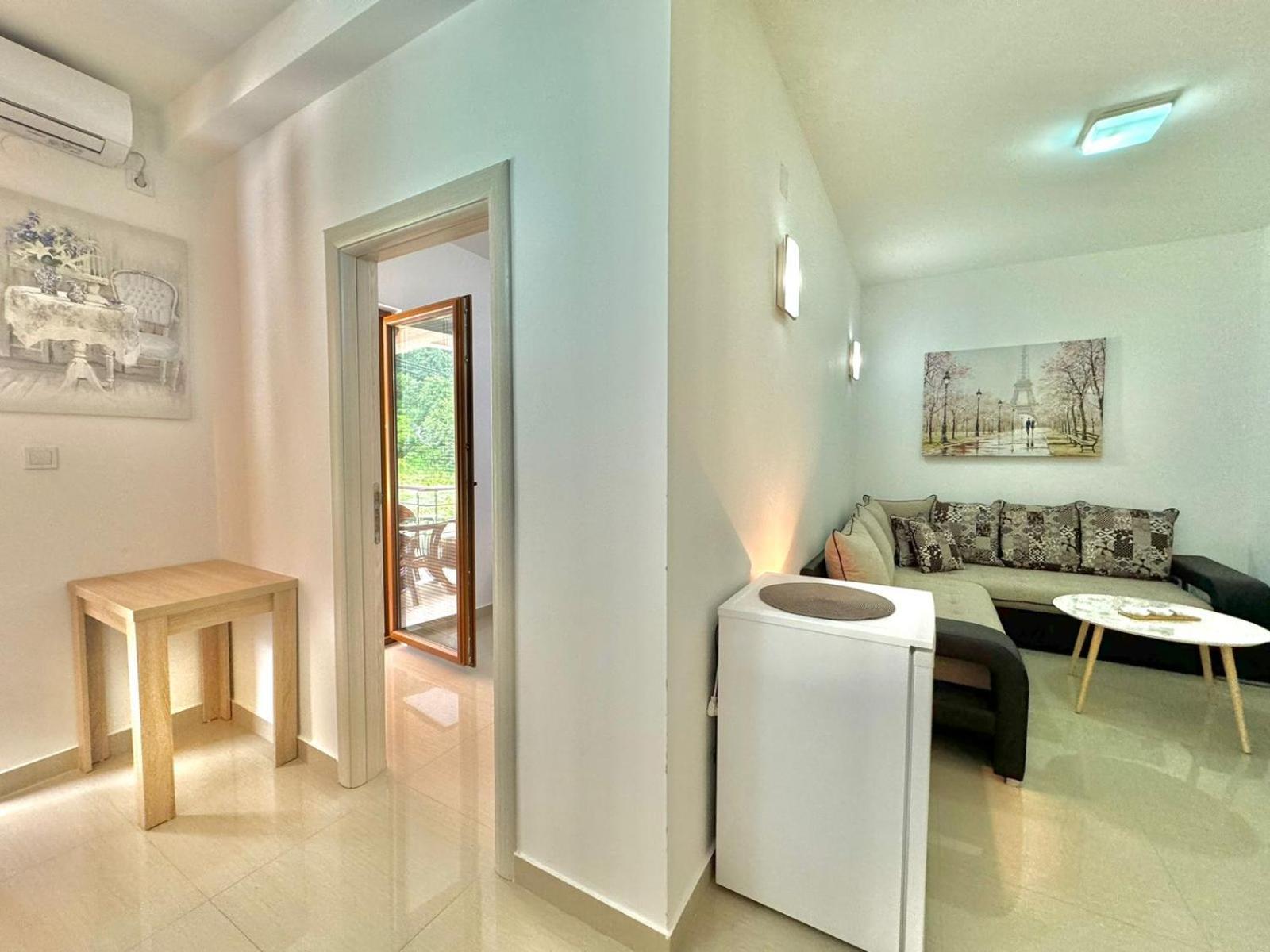 Stars Residence Petrovac Ngoại thất bức ảnh