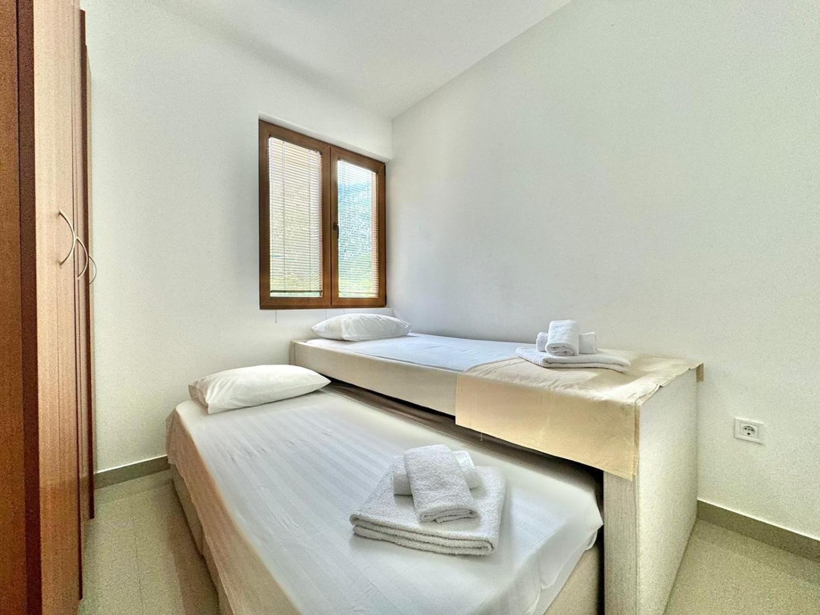 Stars Residence Petrovac Ngoại thất bức ảnh