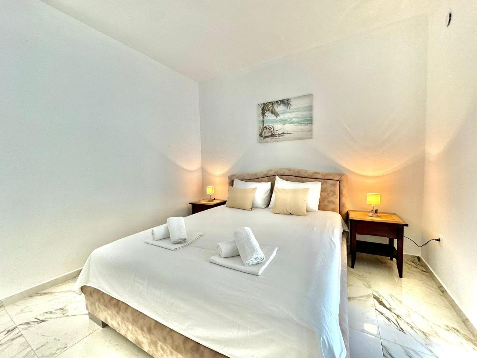 Stars Residence Petrovac Ngoại thất bức ảnh