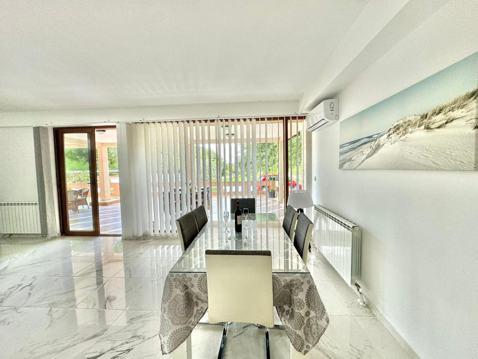 Stars Residence Petrovac Ngoại thất bức ảnh